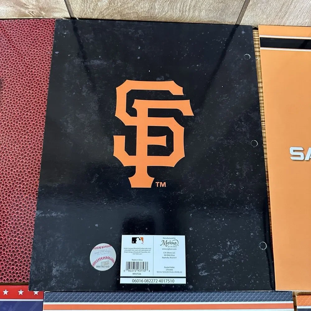 San Francisco Giants 49ers Pocket Folders C.R. Gibson Markings 9.5”x12” School‎